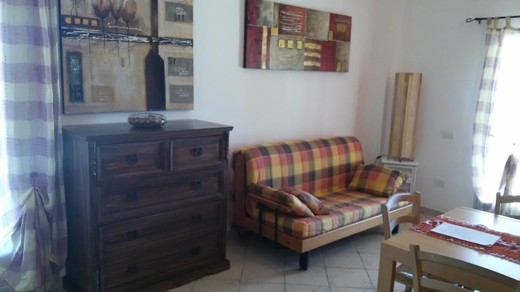 Soleesale Appartamenti E Camere Per Vacanza Pula Phòng bức ảnh